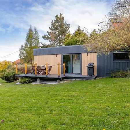 Sarnia Hq Container House In With Garden And Air Conditioning By Renters Semesterbostad *