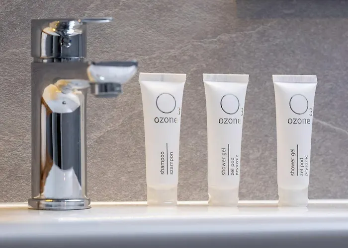 Sarnia Hq Container House In With Garden And Air Conditioning By Renters *